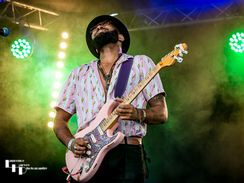 Porcelain Hill: Darnell “Big D” Cole on vocals & guitar