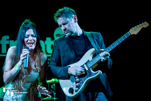 Charlotte Joyce on vocals & Ron Sayer on guitar