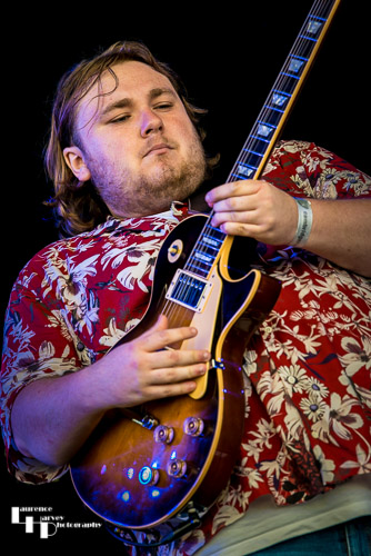 Southbound: Elliot Stout on guitar