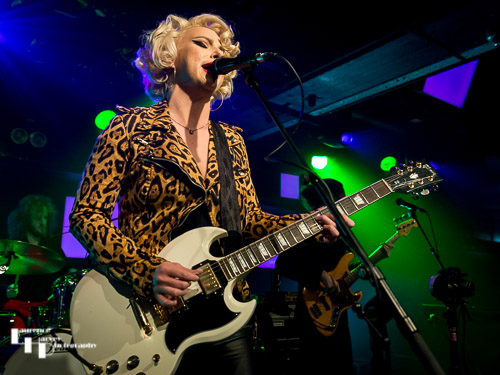 Samantha Fish on vocals & guitar