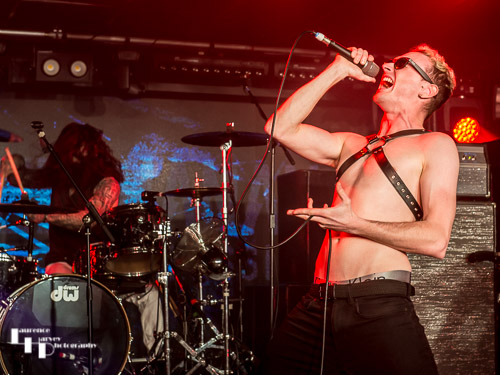 Aaron Buchannan & The Cult Classics: Aaron Buchanan on vocals