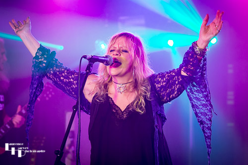 Born Healer: Helen Turner on vocals