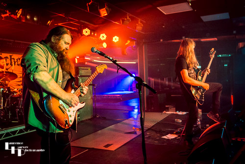 Christy O'Hanlon on vocals & guitar, Stephen McGrath on bass