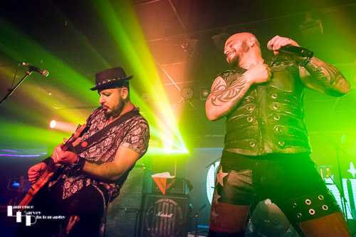 David Foster on vocals & Byron 'Beej' Garbett on guitar