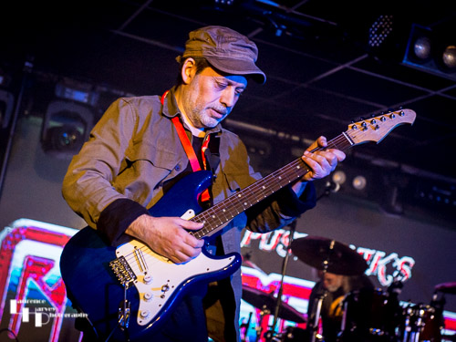 Sol Latif on guitar