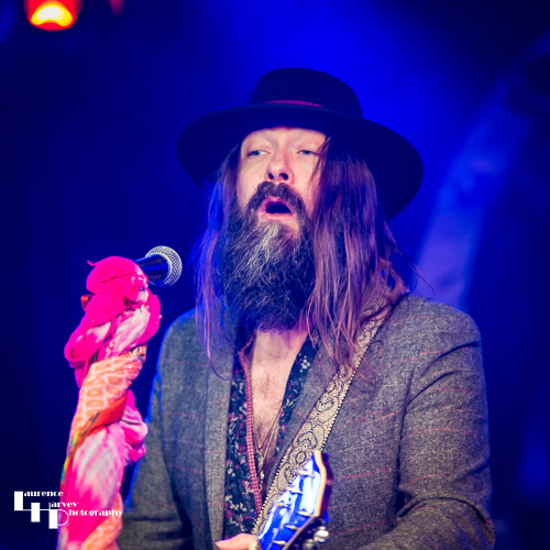 John Hartwell on vocals & rhythm guitar