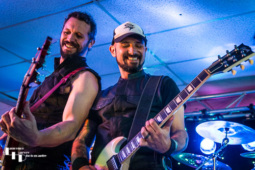 Stu Bailey on guitar, Luke Chappell on bass