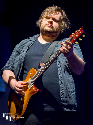 Matt Long on guitar & vocals