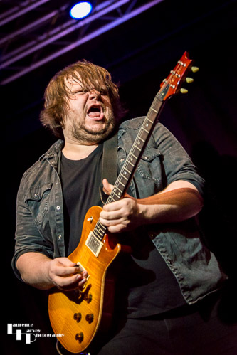 Matt Long on guitar & vocals