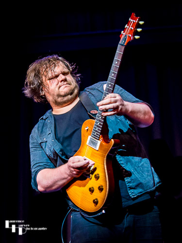 Matt Long on guitar & vocals