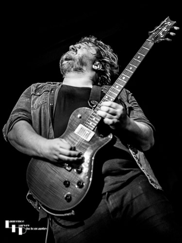 Matt Long on guitar & vocals