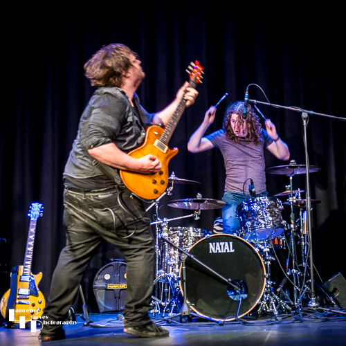 Matt Long on guitar & vocals, Kev Hickman on drums