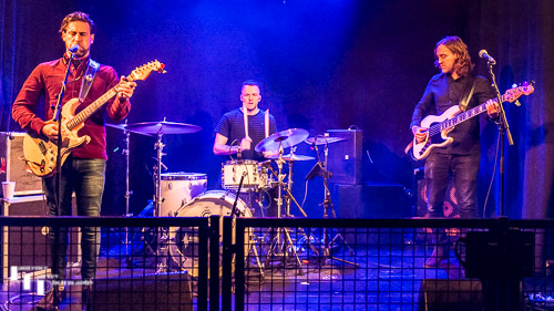 Dan Patlansky & his band on stage at The Waterfront Studio