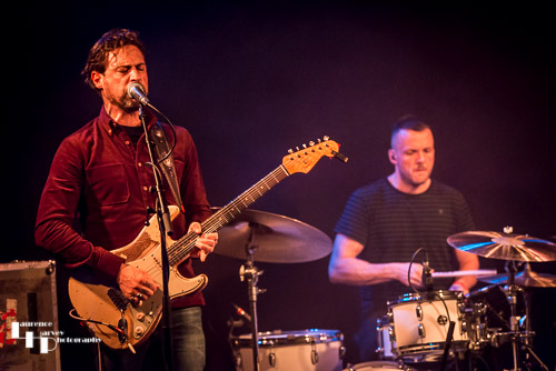 Dan Patlansky on vocals & guitar, Ben Matthews on drums