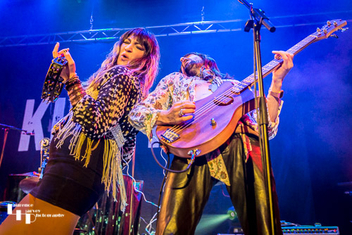 Lee-la Baum on vocals & guitar, PY Letellier on bass