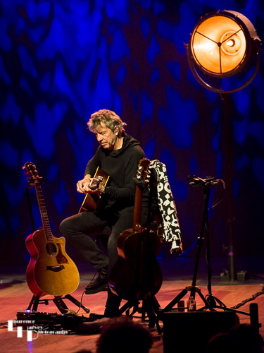Robin Boult on acoustic guitar