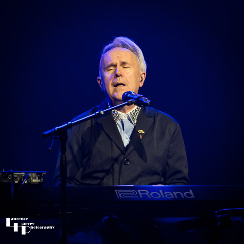 Howard Jones on vocals & keys