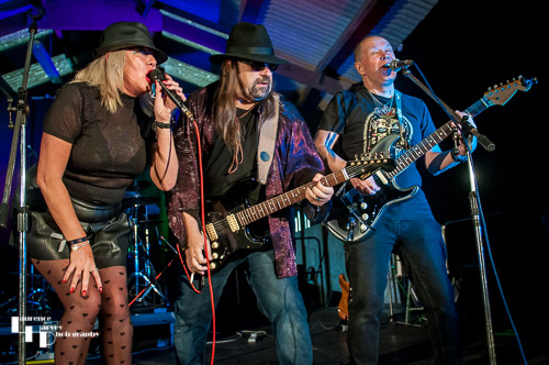 Sapphire Stage: Roadhouse