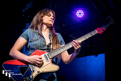 Arielle on vocals & guitar