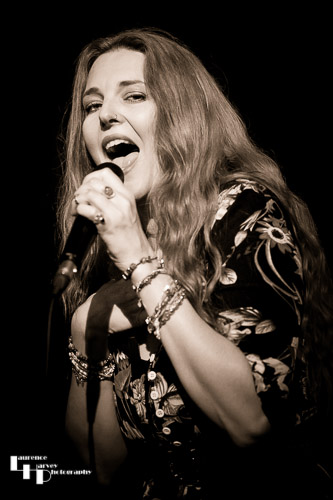 Lindsey Bonnick on vocals