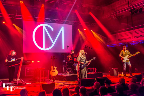 Chantel McGregor & her band on stage at The Apex