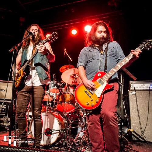 Chris Medhurst on vocals & guitar, Ross Citrullo on guitar