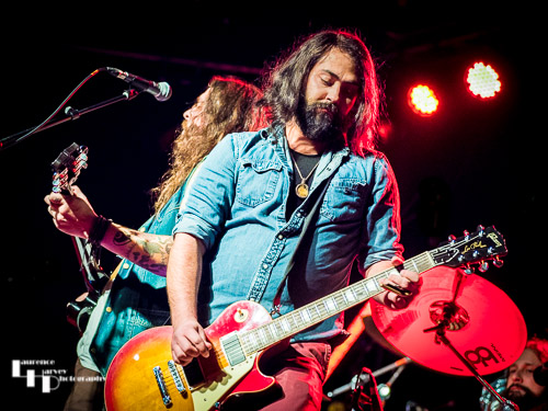 Chris Medhurst on vocals & Ross Citrullo on guitar