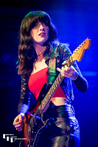 Orlaith Forsythe on vocals & guitar