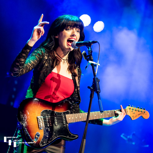 Orlaith Forsythe on vocals & guitar