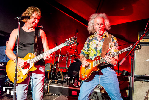 Ian Cook on vocals, Toby Jones on guitar