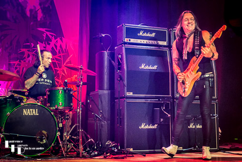 Søren Andersen on guitar & Ash Sheehan on drums