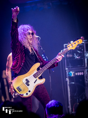 Glenn Hughes on vocals & bass