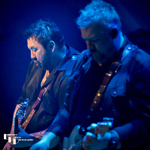 Alan & Stevie Nimmo on guitars