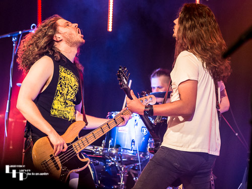 Mason Hill - Matthew Ward on bass & Marc Montgomery on guitar