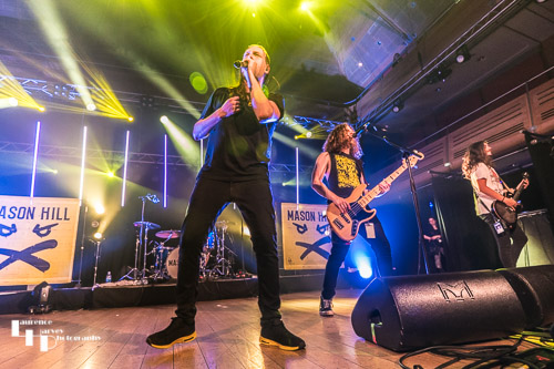 Mason Hill - Scott Taylor on vocals & Matthew Ward on bass
