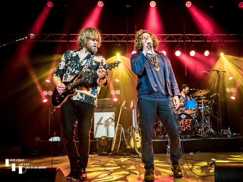 Sweet Crisis - Leo Robarts on vocals & guitar, Piers Mortimer on guitar