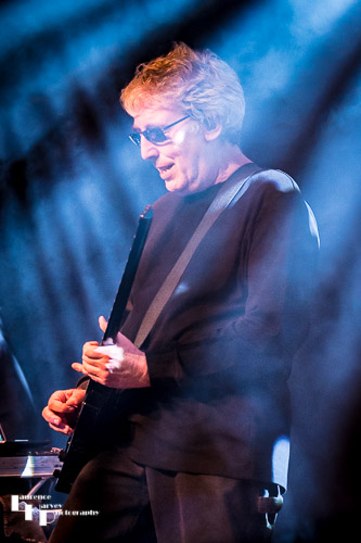 Steve Hillage on guitar