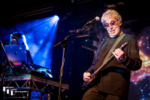 Steve Hillage on guitar