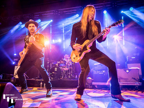The Sinners - Neil Ivison on guitar & vocals, Sam Wood on guitar