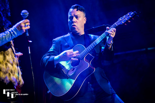 Jim Kirkpatrick on acoustic guitar