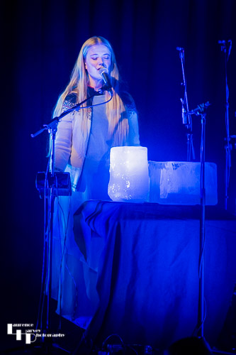 Amalie Holt Kleive on vocals & ice percussion