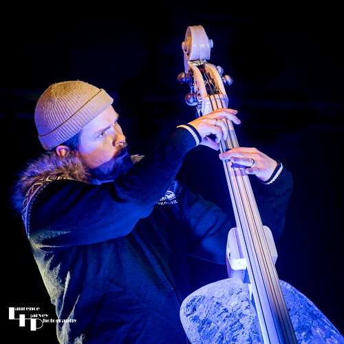 Toivo Fjose on ice bass