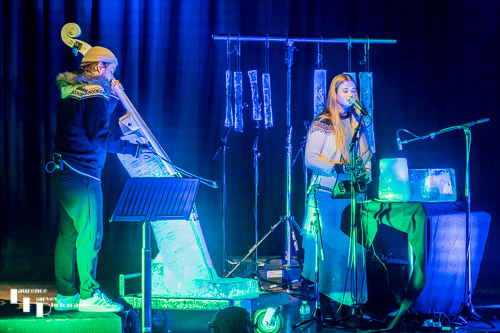 Amalie Holt Kleive on vocals & ice percussion, Toivo Fjose on ice bass