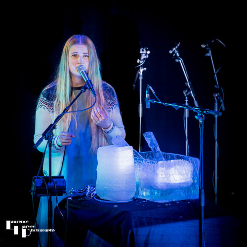 Amalie Holt Kleive on vocals & ice percussion