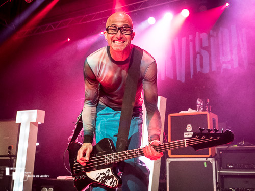 Leigh Marklew on bass