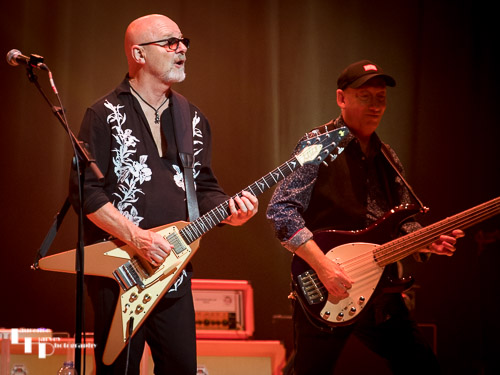 Andy Powell on vocals & guitar, Bob Skeat on bass