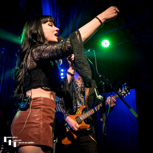 Grace Bond on vocals