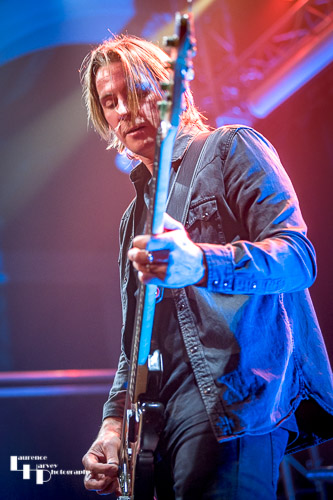 Jono Martin on bass