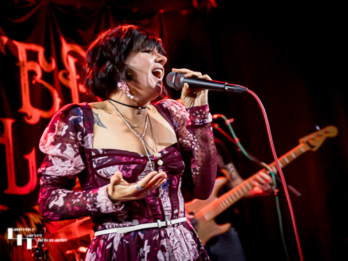 Meghan Parnell on vocals