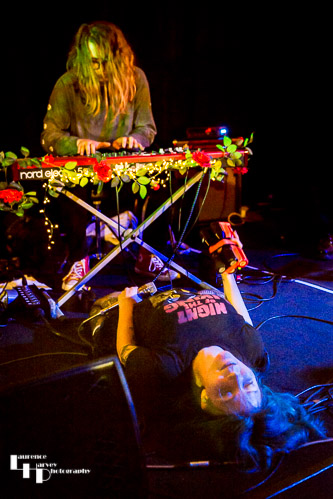 Greta Valenti on vocals & Sam Robertson on keys